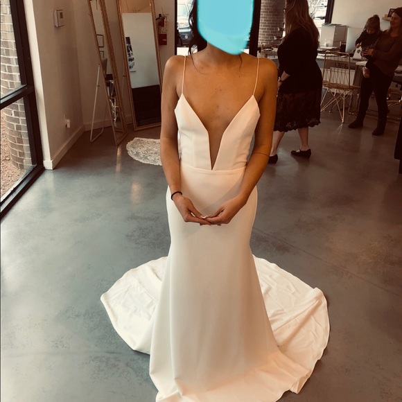 Sarah Seven Royal Wedding Dress Size 2 unaltered. - Picture 2 of 8